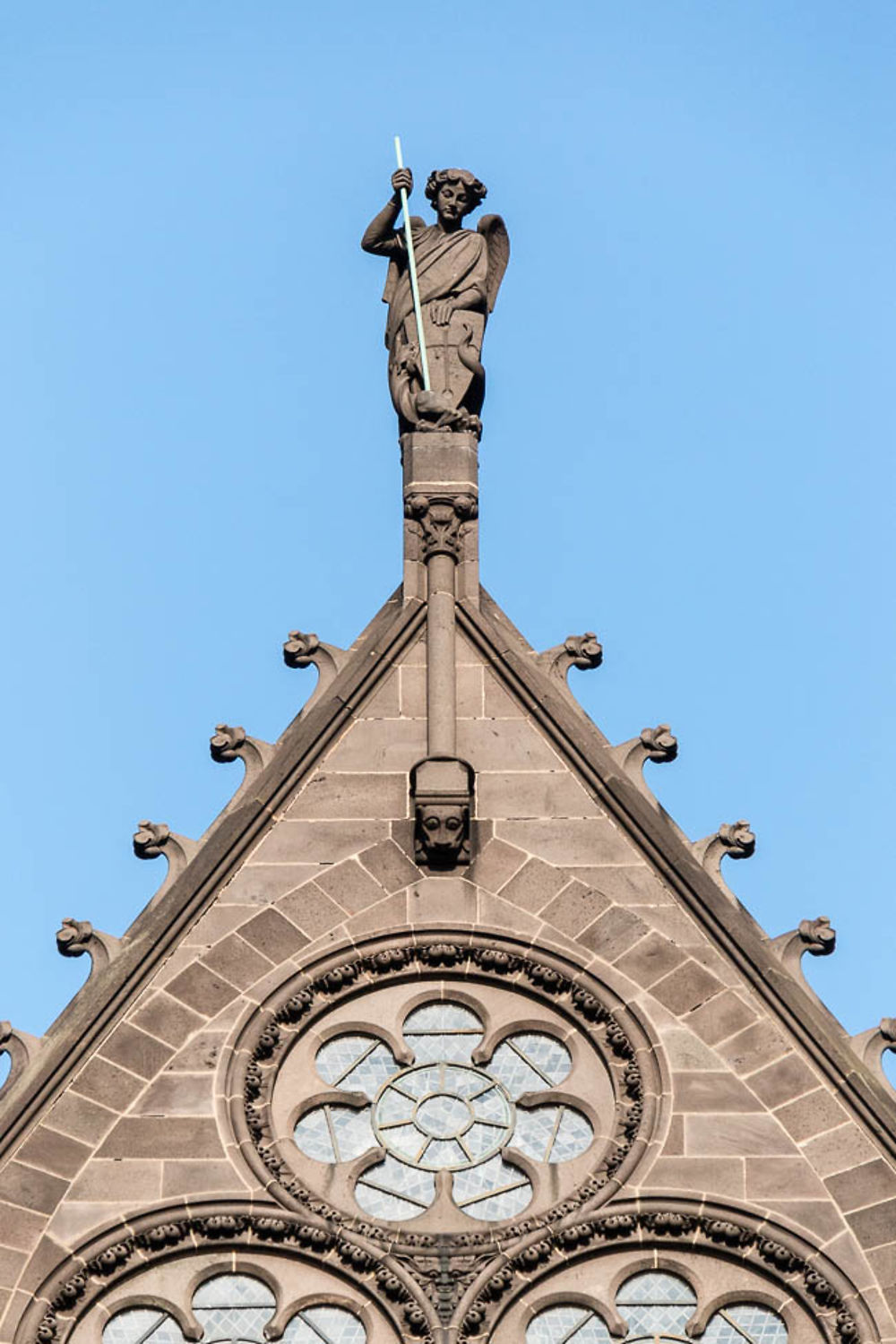 Clermont-Ferrand, La Cathédrale, St-Michel