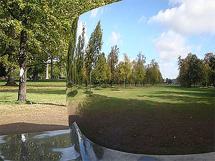 Miroir dans Kensington Gardens