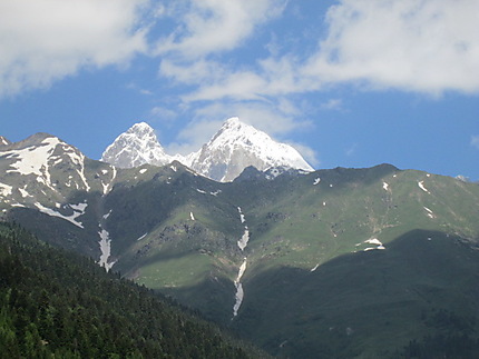 Mont Ushba 4700m