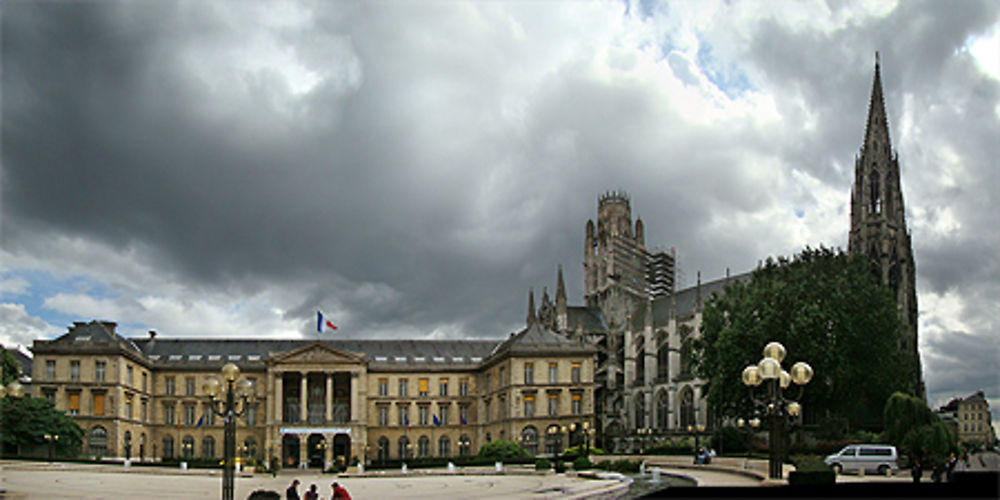 Hôtel de Ville - Abbatiale