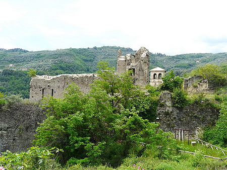 Ruines du Château de Dolce Acqua Ruines du Château de Dolce Acqua