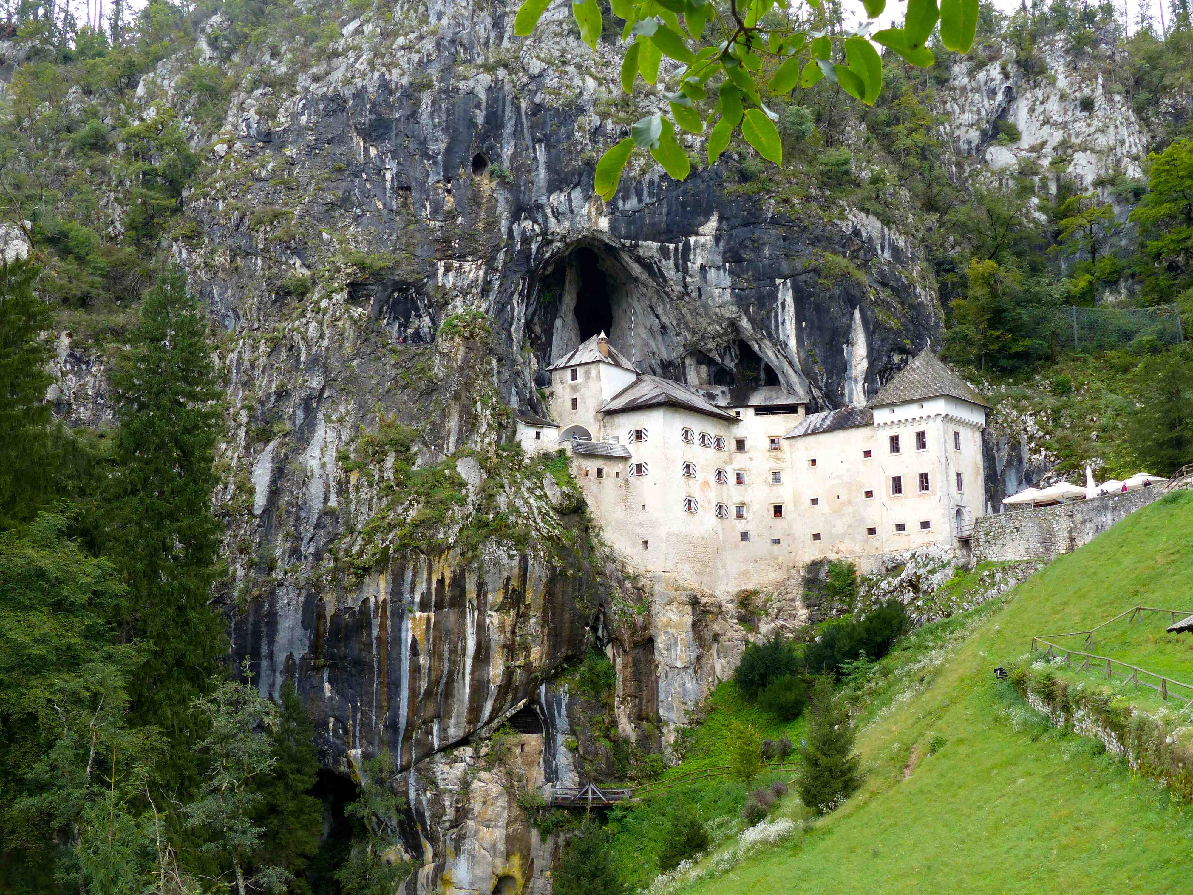 Château de Predjama Château de Predjama