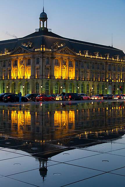 Bordeaux : La place de la Bourse féérique