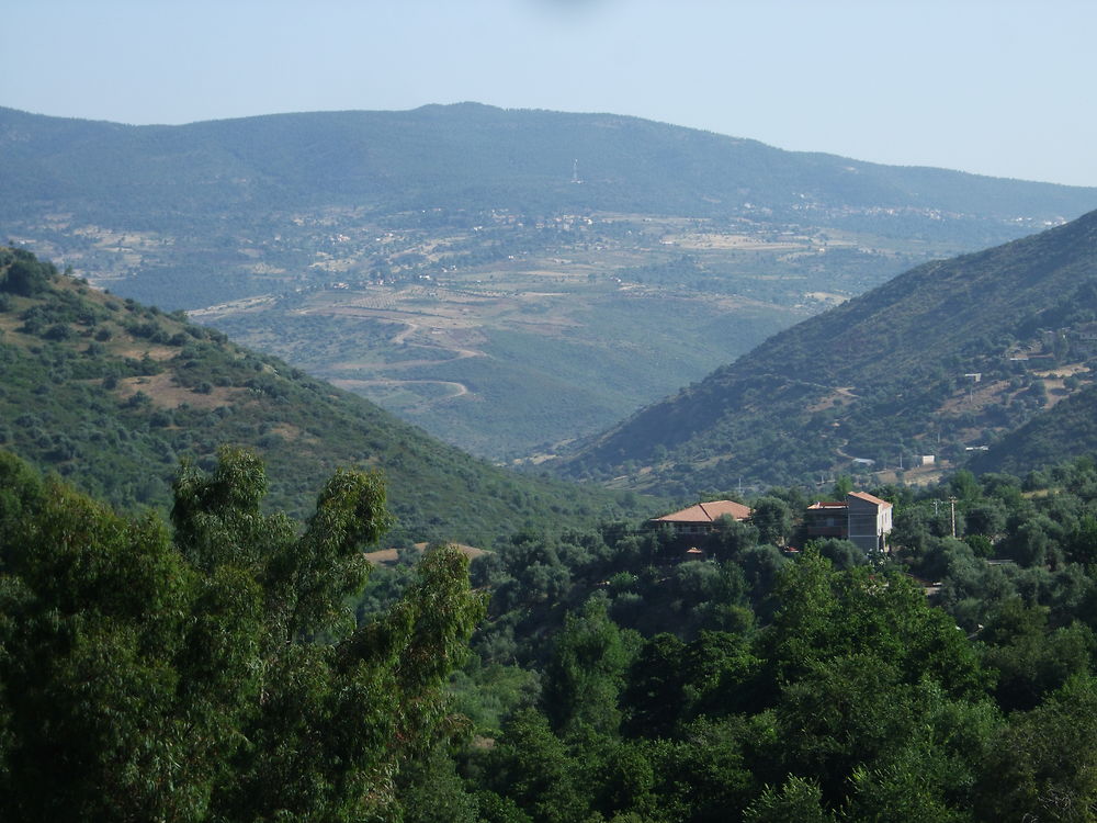 Vallée autour de Assif el Hammam