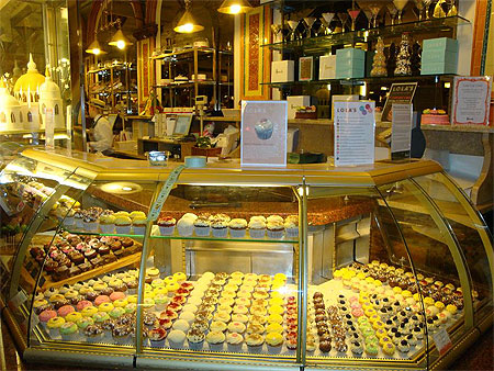 Pâtisseries chez Harrods Pâtisseries chez Harrods