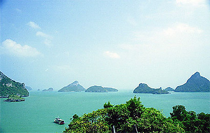 Anthong Bay