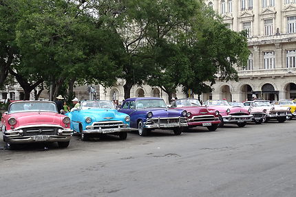 Vieilles voitures américaines à La Havane