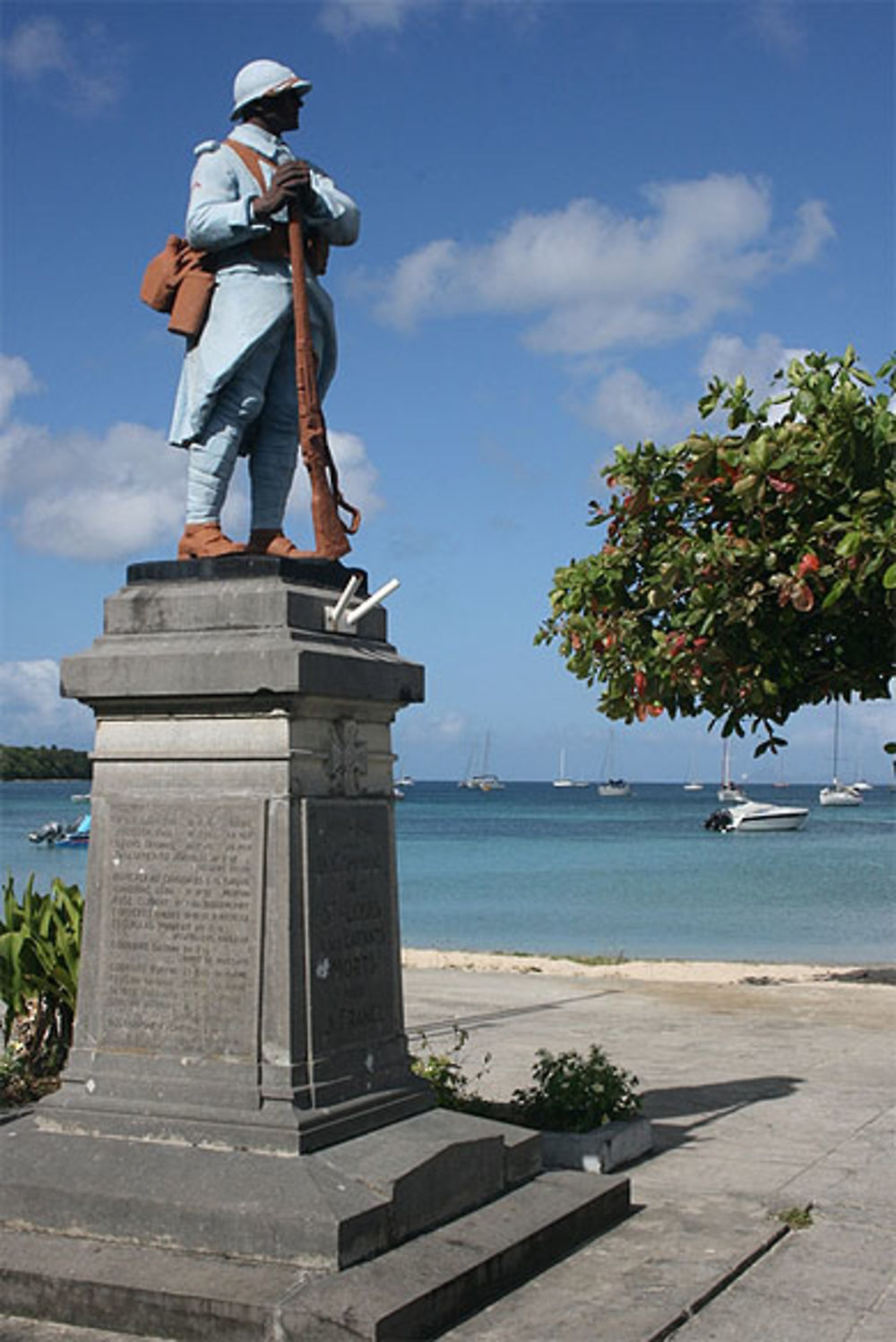 Monument aux morts de Saint-Louis