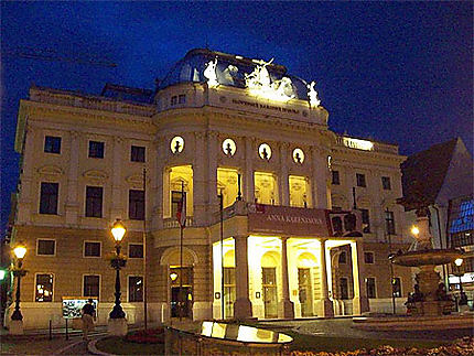 Slovenské Narodné Divadlo