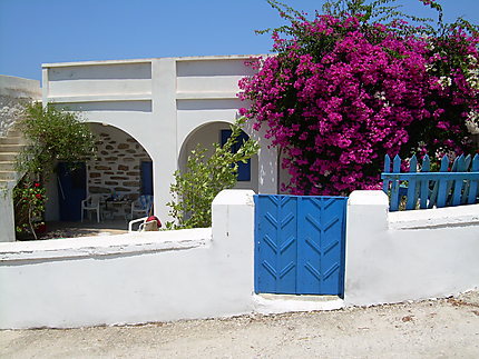 Villa fleurie à Amorgos