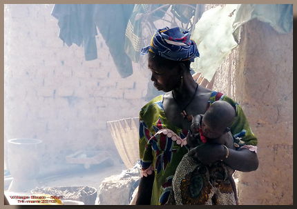 Village Bozo sur le Niger à Mopti