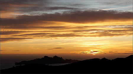 Coucher de soleil sur les calanques Coucher de soleil sur les calanques