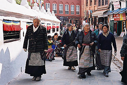 Tibetaines venues prier à Bodnath