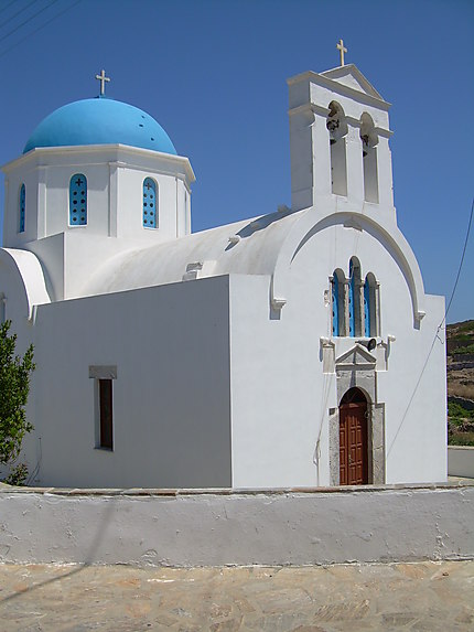Charmante église à Amorgos