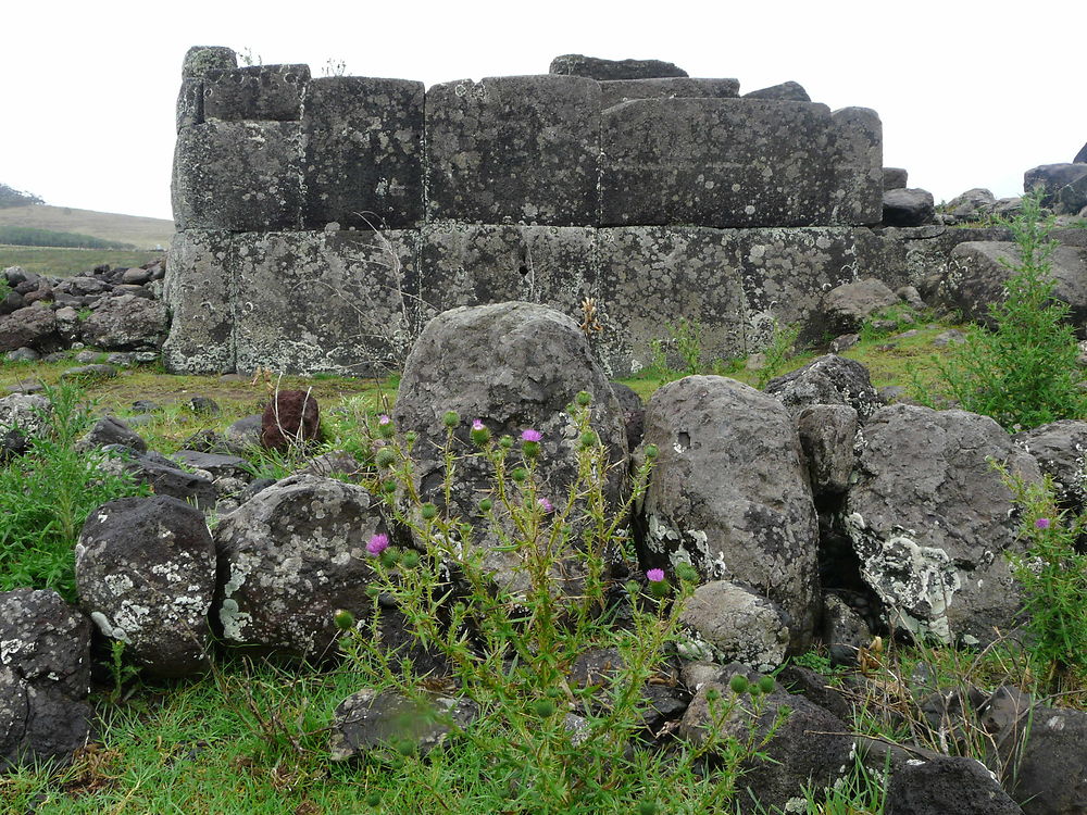 Ahu Vinapu