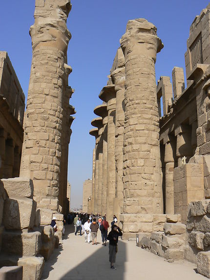 Karnak la grande et majestueuse