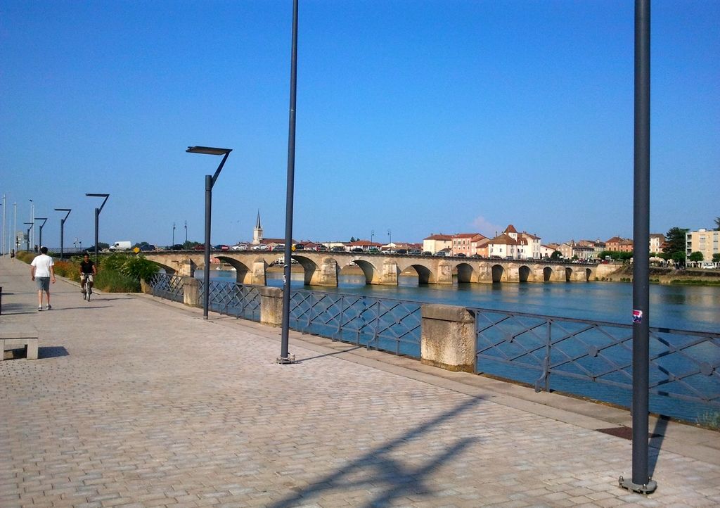 Quai Lamartine et pont de Saint-Laurent