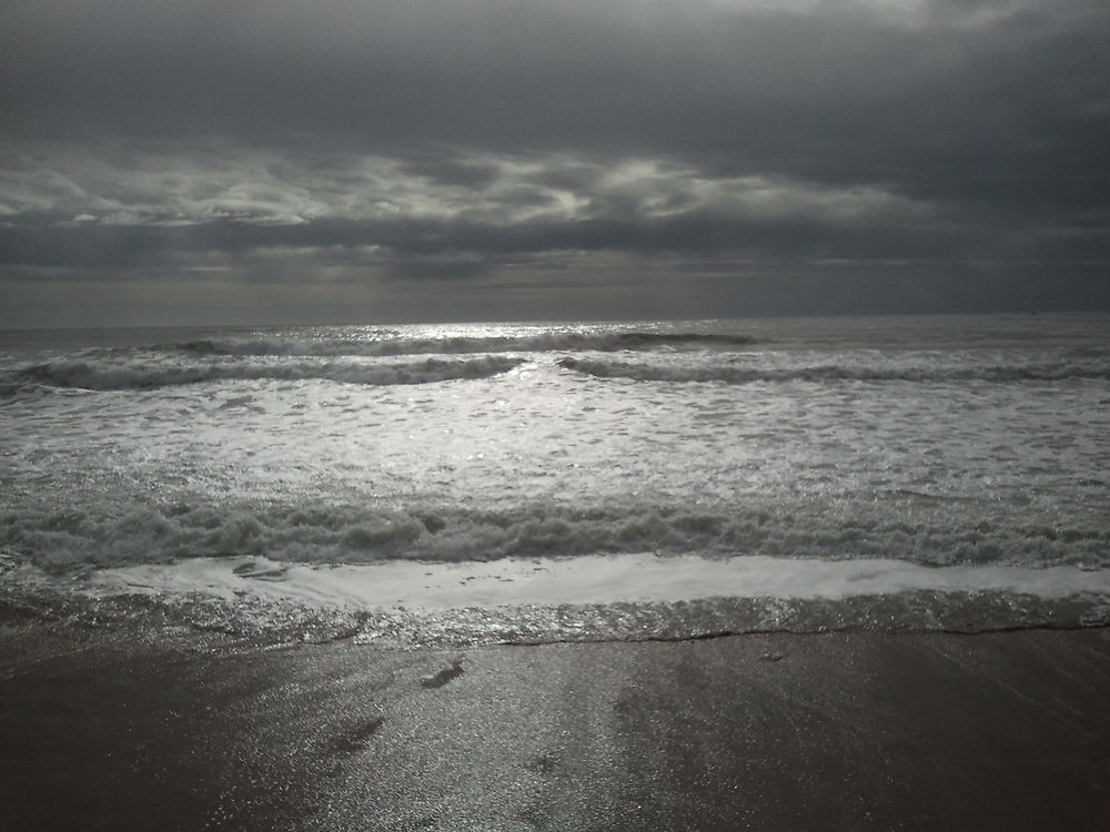 La plage de St Gilles Croix de Vie le soir