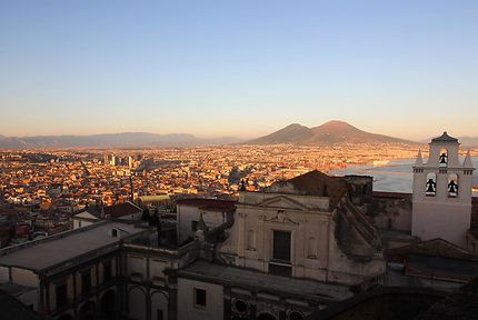 Vue sur les hauteurs de Naples 