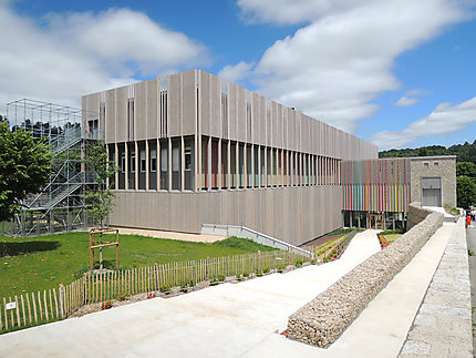 Une Cité internationale de la tapisserie à Aubusson