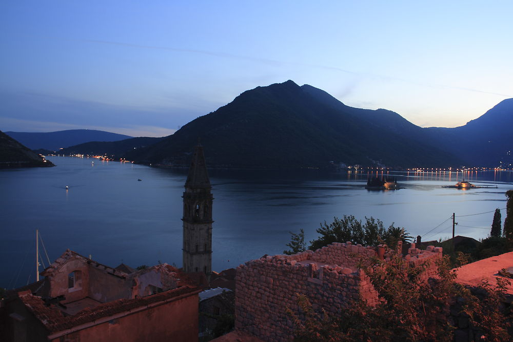 Nuit au Monténégro, à Perast