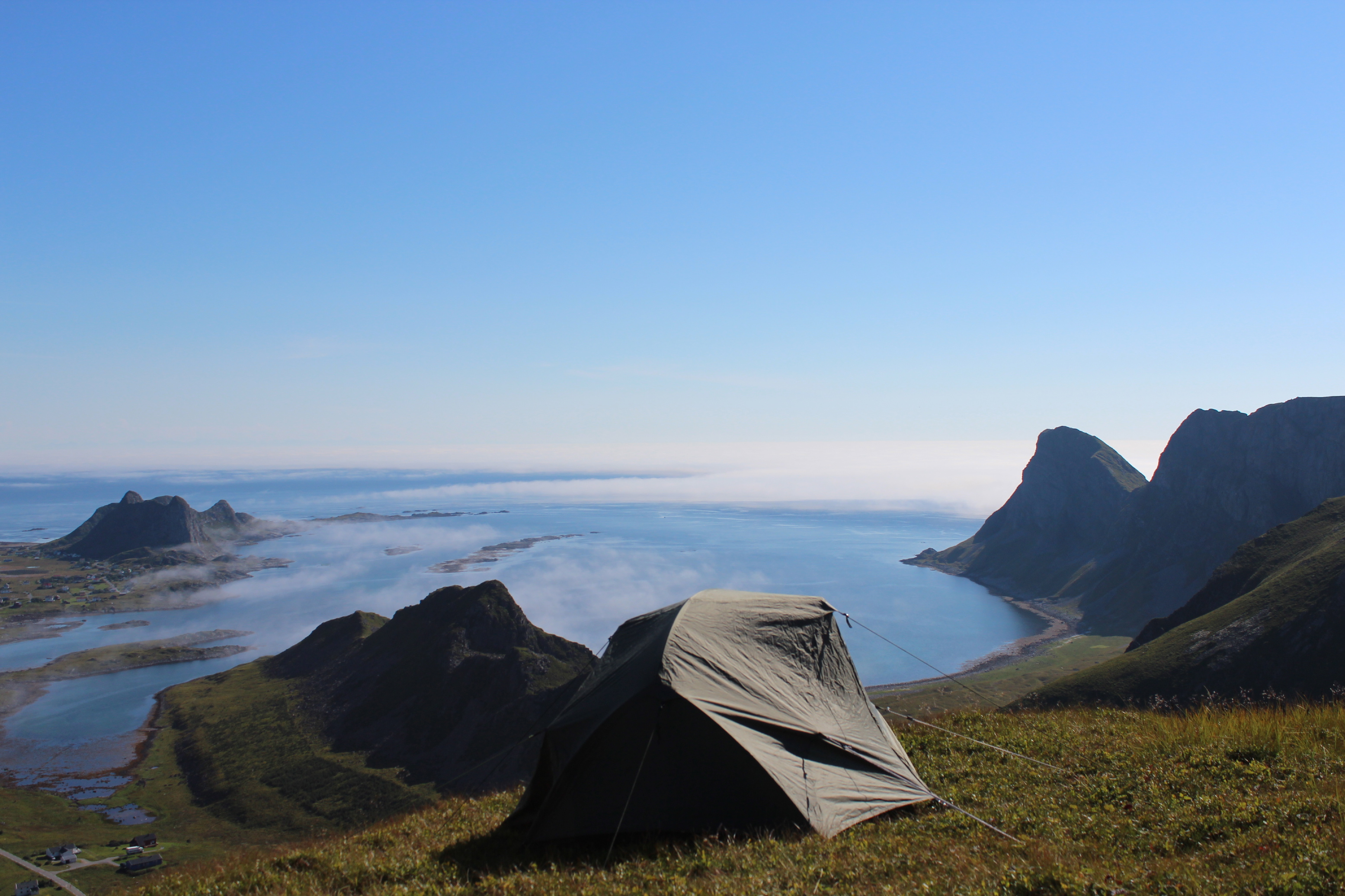 Bivouac sur l'île de Vaeroy Bivouac sur l'île de Vaeroy
