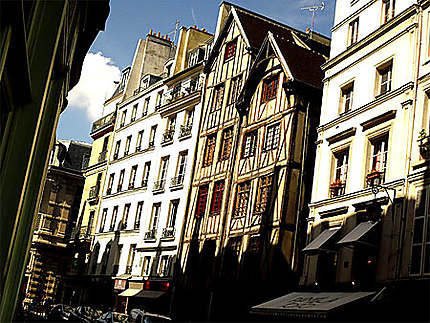 Les plus anciennes maisons de Paris