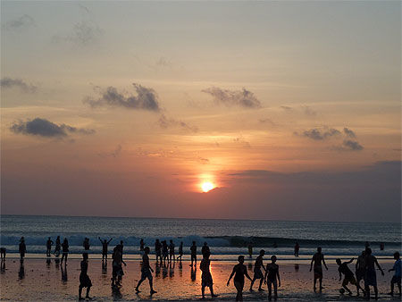 Sunset sur Kuta Beach