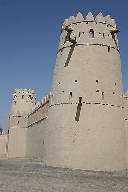 Rempart du fort Al Ain