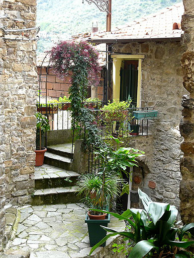 Ruelles d'Apricale Ruelles d'Apricale