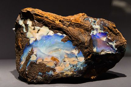 Galerie de minéralogie, opale
