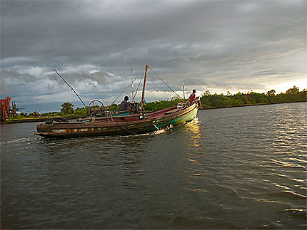 Bateau de pêche à kampot