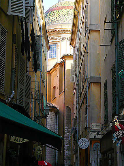 Vieux Nice charme de ses ruelles