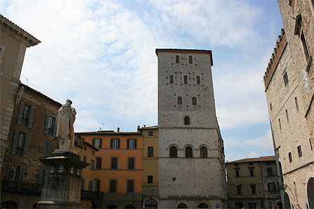 Piazza Garibaldi Piazza Garibaldi
