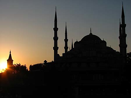 Sultanhamet Camii au coucher du soleil