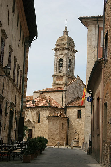 La collégiale La collégiale