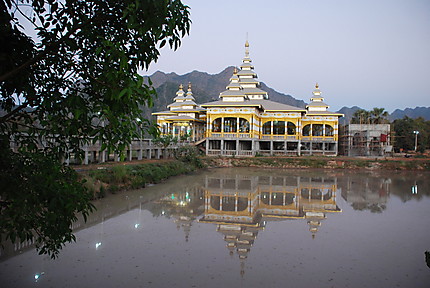 Monastère Kyauk Kalap