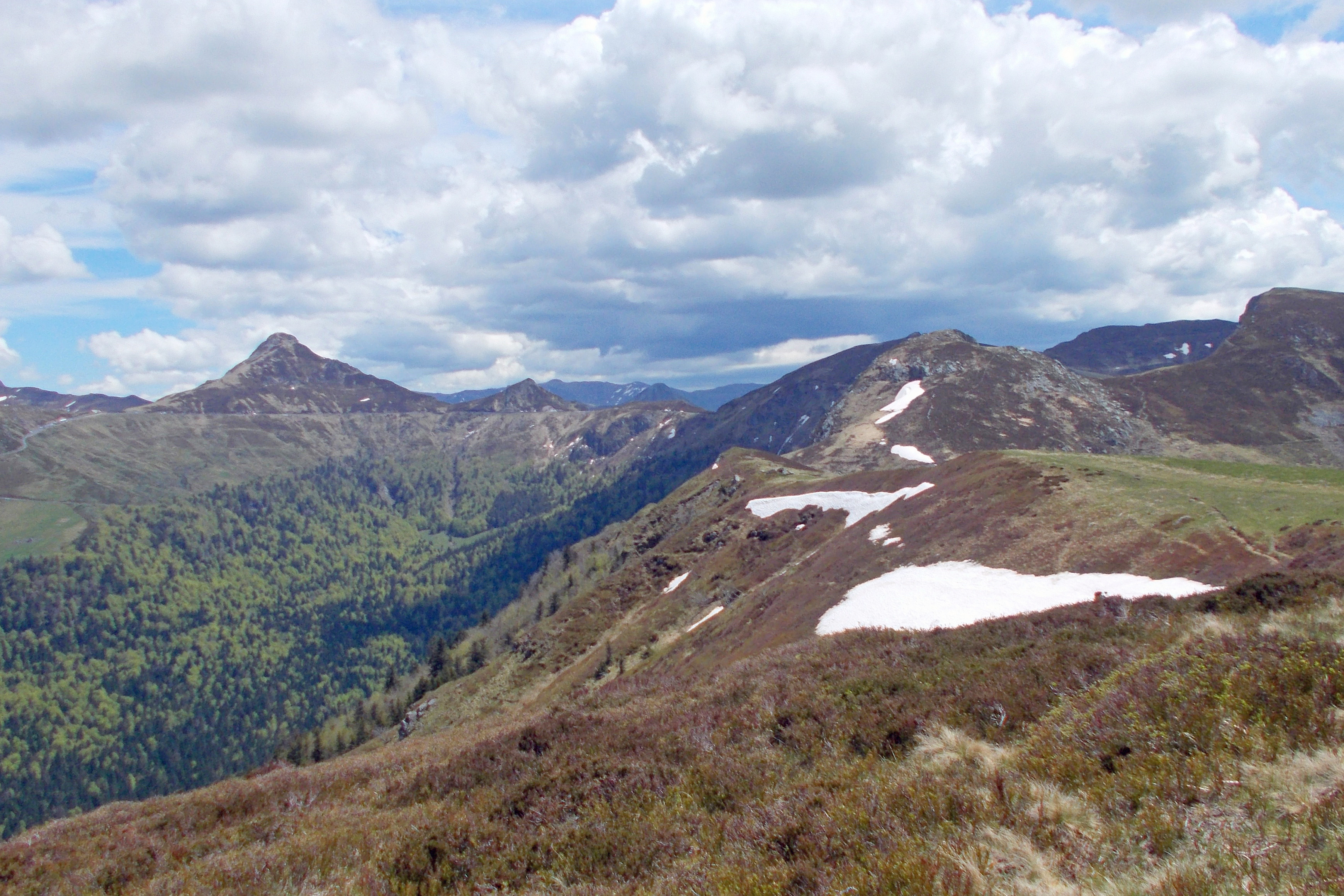 Cirque du Falgoux et Monts du Cantal Cirque du Falgoux et Monts du Cantal