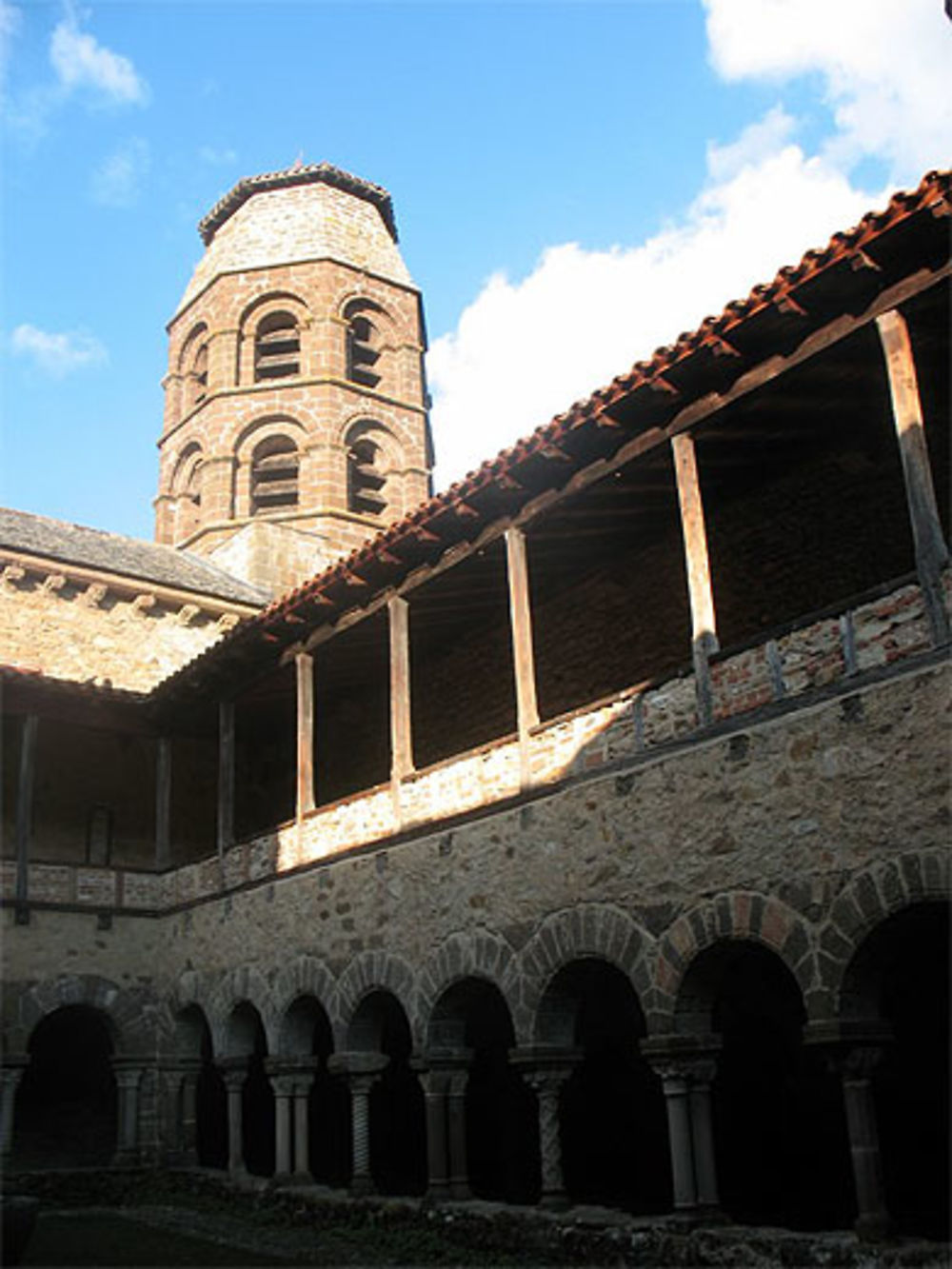 Abbaye de Lavaudieu