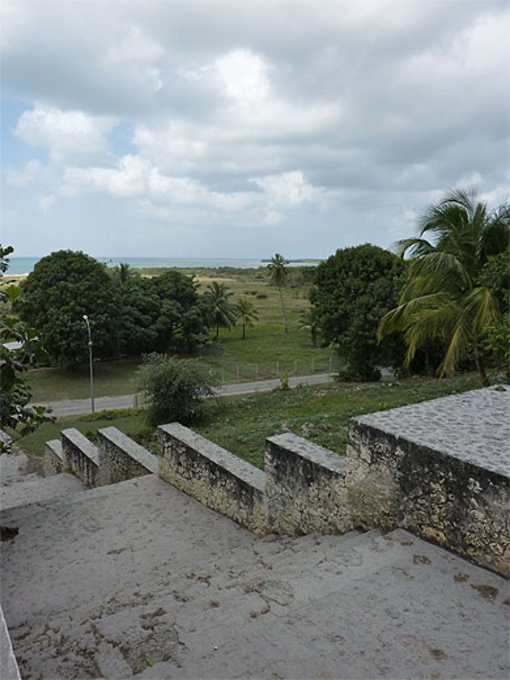 Vue depuis les marches de Petit-Canal