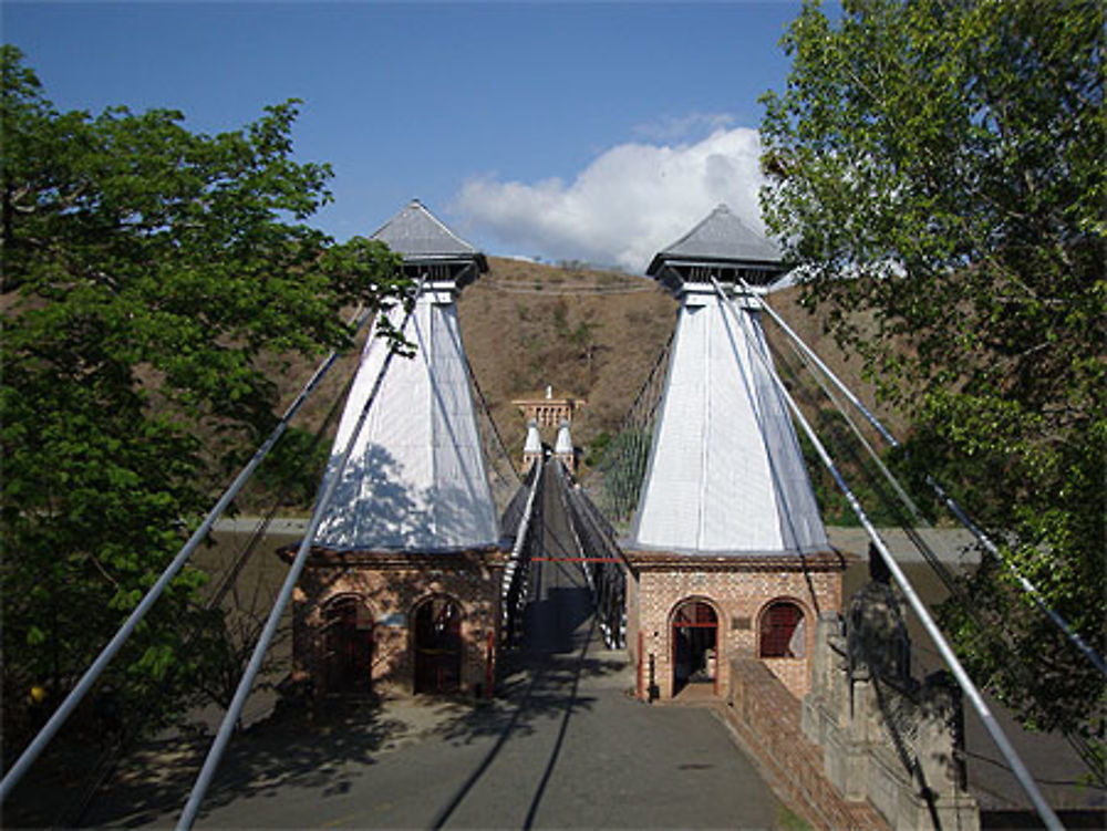 Vue du Puente de Occidente