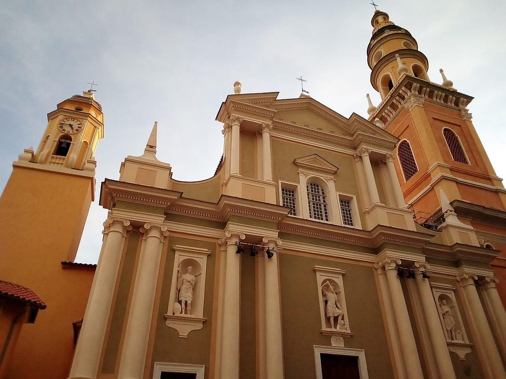 La basilique Saint-Michel-Archange de Menton 