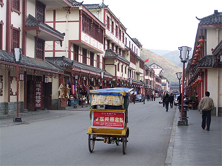 Un petit air de Western dans le village de Songpan Un petit air de Western dans le village de Songpan