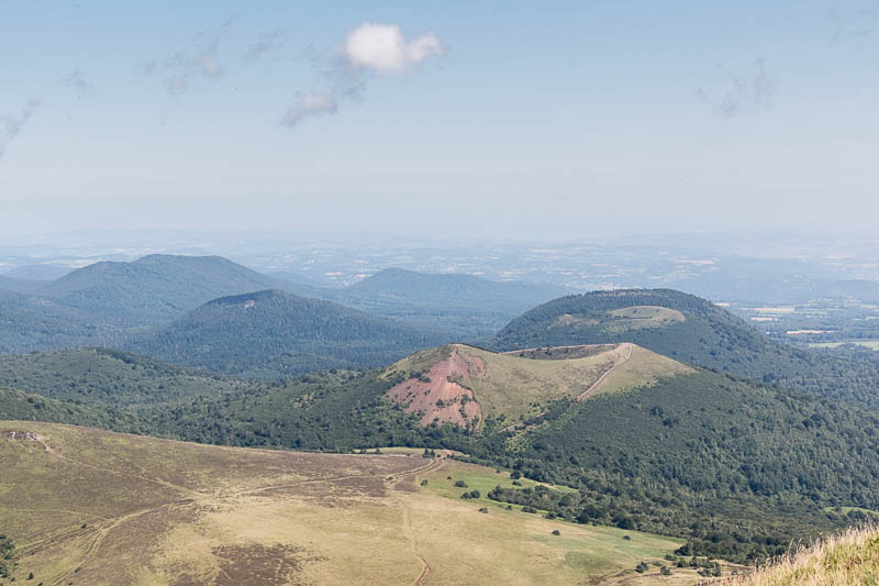 Vue sur la Chaîne des Puys Volcans Montagne Chaîne des Puys Puy — free download