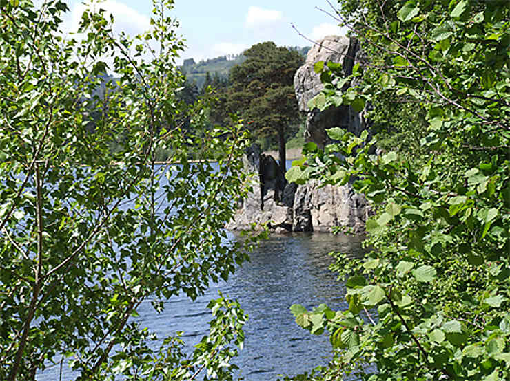 Lac d'Issarlès - crocus34pat