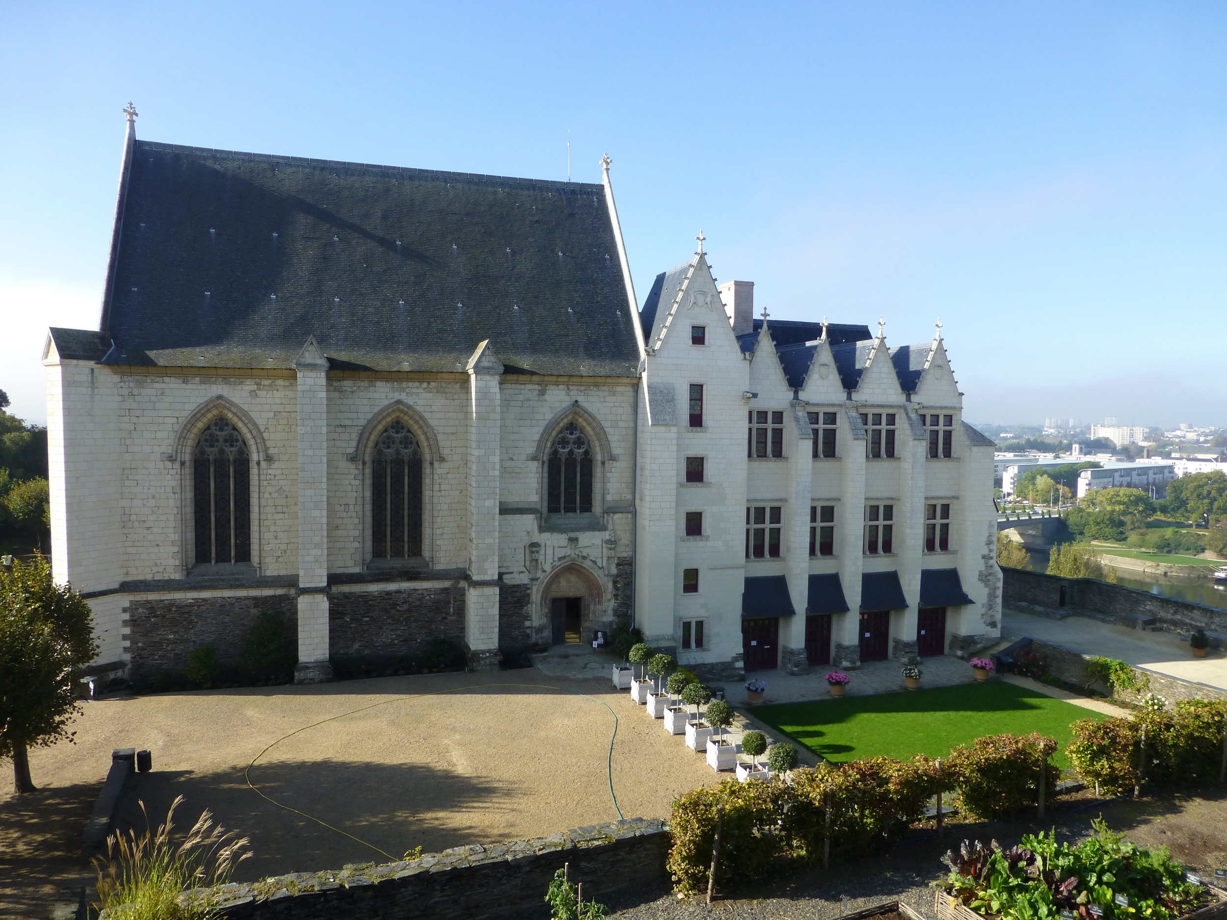 Chapelle royale du Château d'Angers Chapelle royale du Château d'Angers