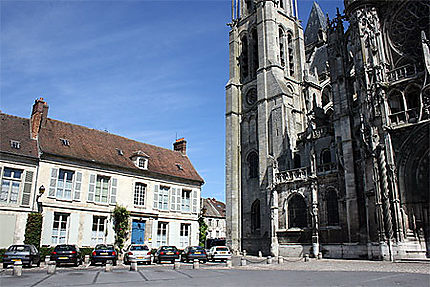 Place devant la cathédrale
