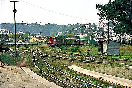 Arrivée du train FCE en gare de Fianarantsoa