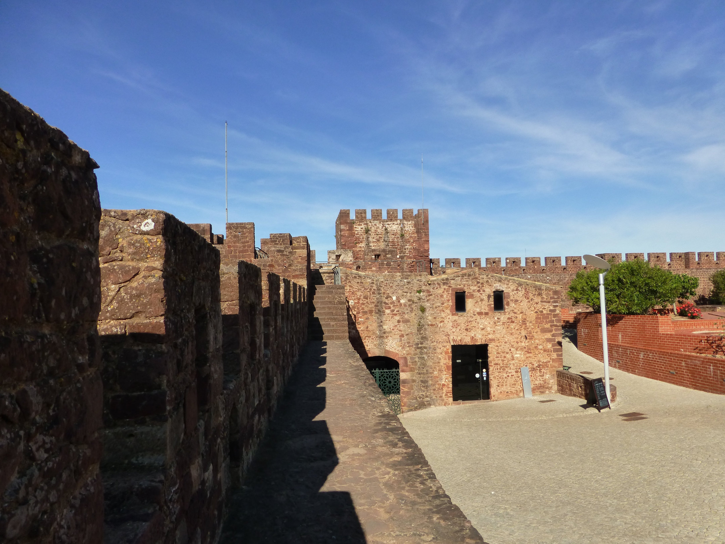 Château rouge Château rouge