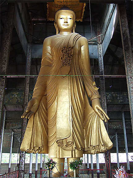 Bouddha de la colline de Mandalay